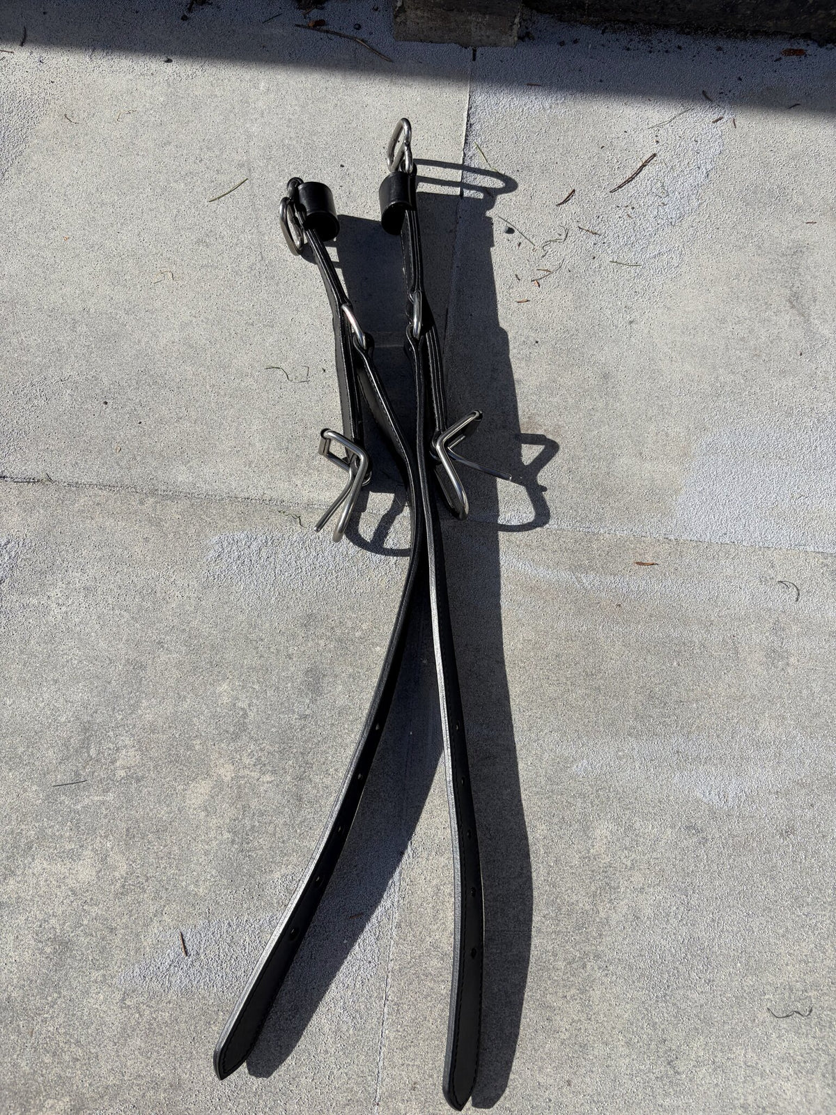 Twee quick-release ligtogen naast elkaar, nylon versterkt leer | Mentuig